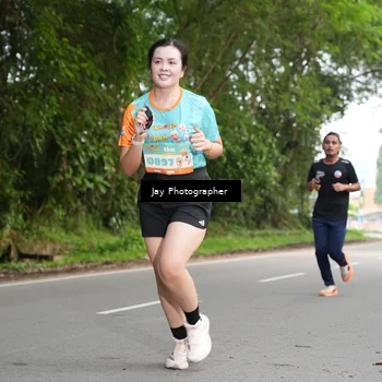 Runner Photo 8308589