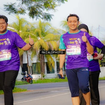 Runner Photo 8308592