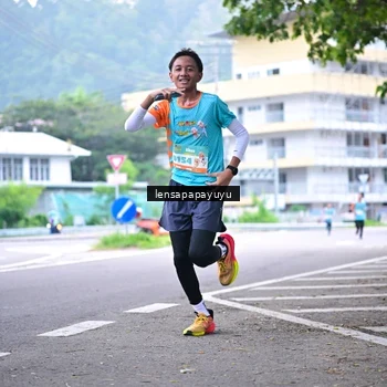 Runner Photo 8308601