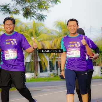 Runner Photo 8308638