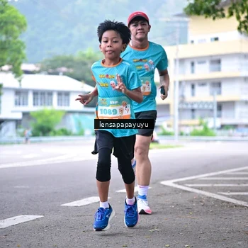 Runner Photo 8308663