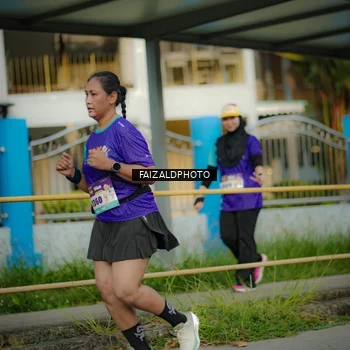 Runner Photo 8308700