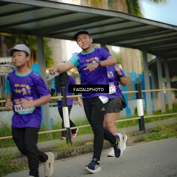 Runner Photo 8308752