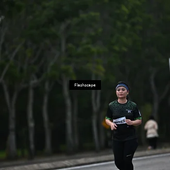 Runner Photo 8308758