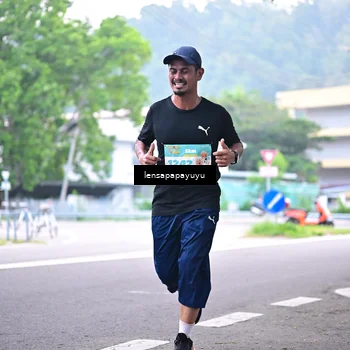 Runner Photo 8308802