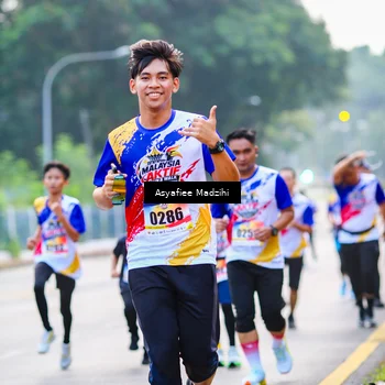 Runner Photo 8308840