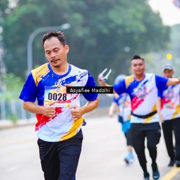 Runner Photo 8308868