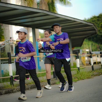 Runner Photo 8308869