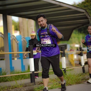 Runner Photo 8308870