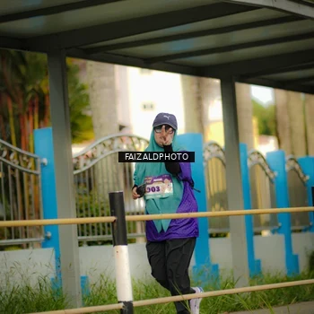 Runner Photo 8308877