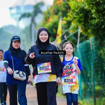 Runner Photo 8308883