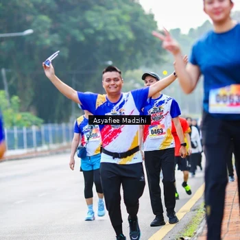 Runner Photo 8308888