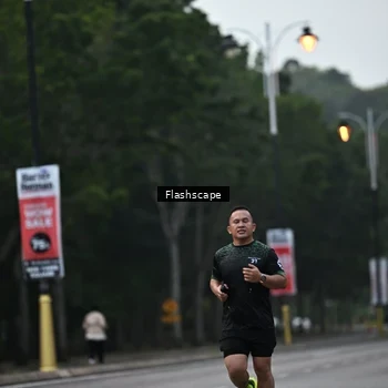 Runner Photo 8308892