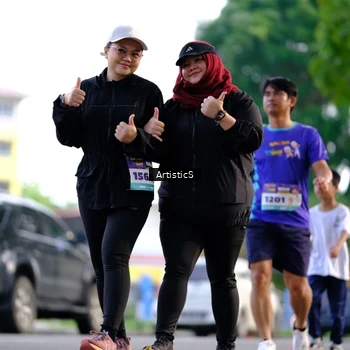 Runner Photo 8308912