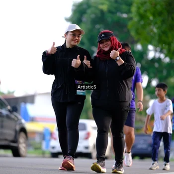 Runner Photo 8308926