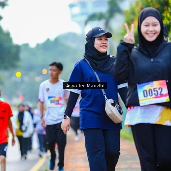 Runner Photo 8308928