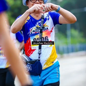 Runner Photo 8308944