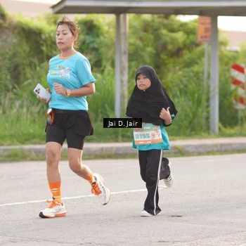 Runner Photo 8308946