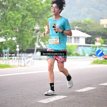 Runner Photo 8308947