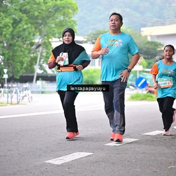 Runner Photo 8308954
