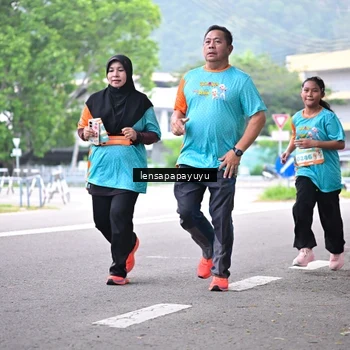 Runner Photo 8308956
