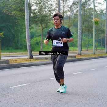 Runner Photo 8308986