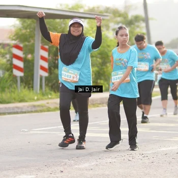 Runner Photo 8308995