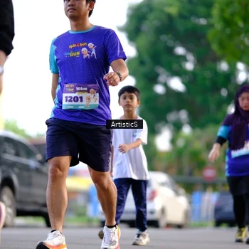 Runner Photo 8308996