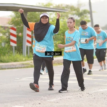 Runner Photo 8309004