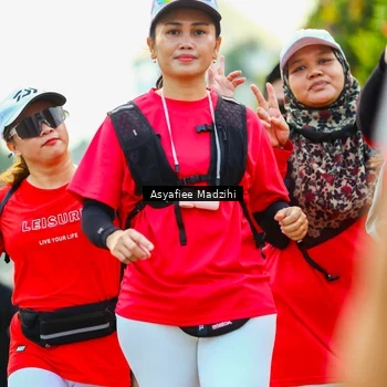 Runner Photo 8309008