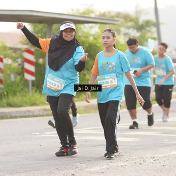 Runner Photo 8309019