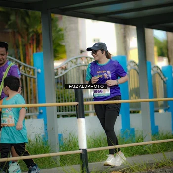 Runner Photo 8309024