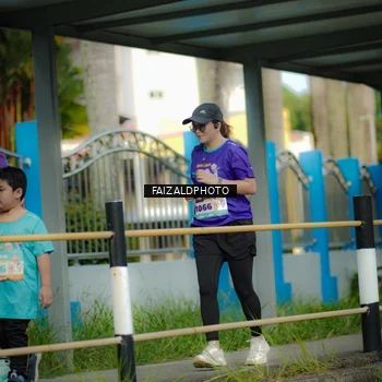 Runner Photo 8309026