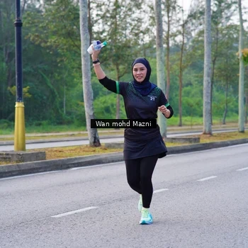 Runner Photo 8309030