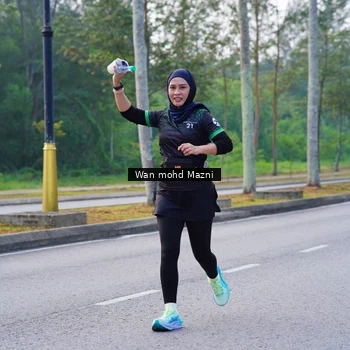 Runner Photo 8309035