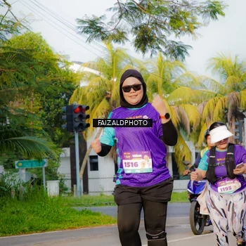 Runner Photo 8309049