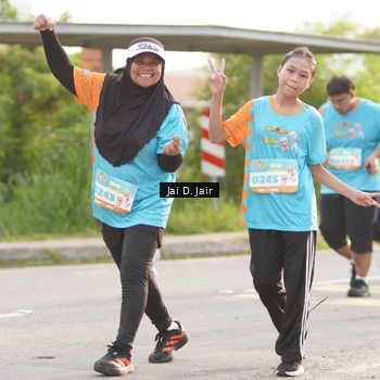 Runner Photo 8309053