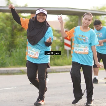 Runner Photo 8309064