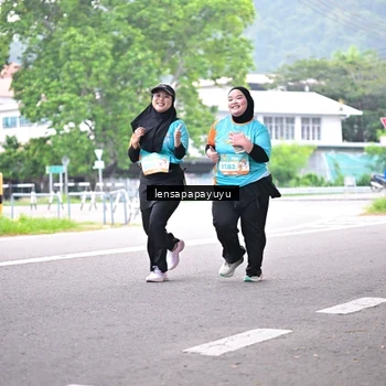 Runner Photo 8309065
