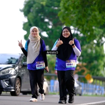 Runner Photo 8309075