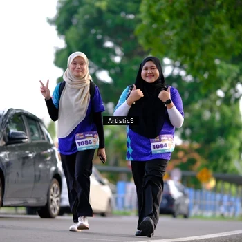 Runner Photo 8309076