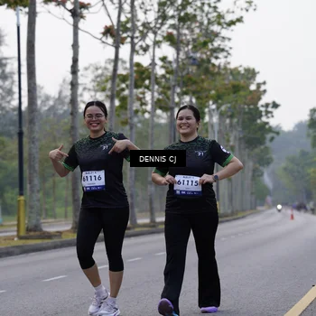 Runner Photo 8309110