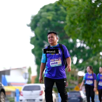 Runner Photo 8309115