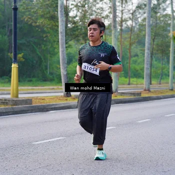 Runner Photo 8309118