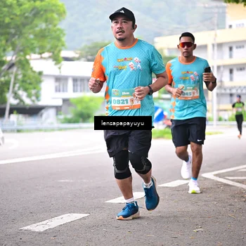 Runner Photo 8309120