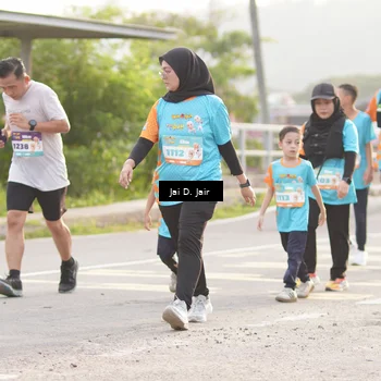 Runner Photo 8309121