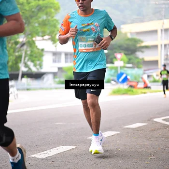Runner Photo 8309126