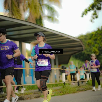 Runner Photo 8309154