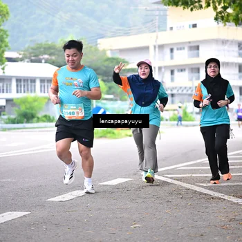 Runner Photo 8309170