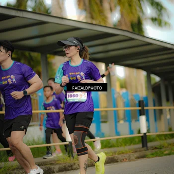 Runner Photo 8309172